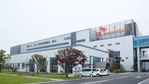 Volvo taps Asia's LG Chem, CATL for long-term battery supplies